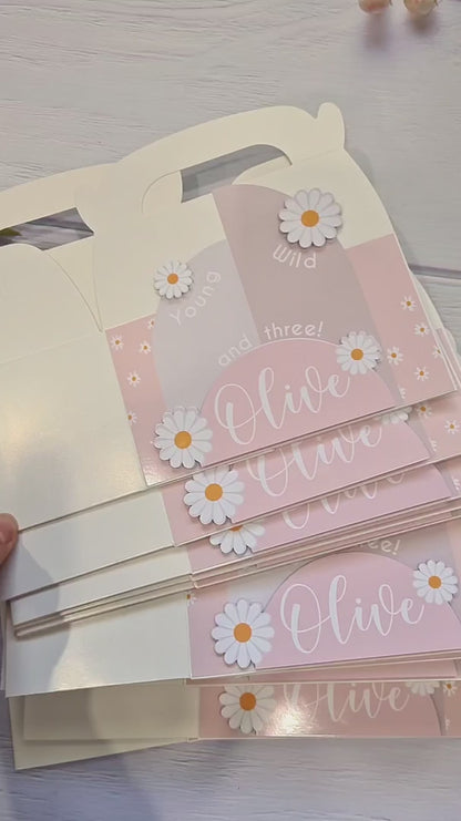 Daisy Themed Party Box